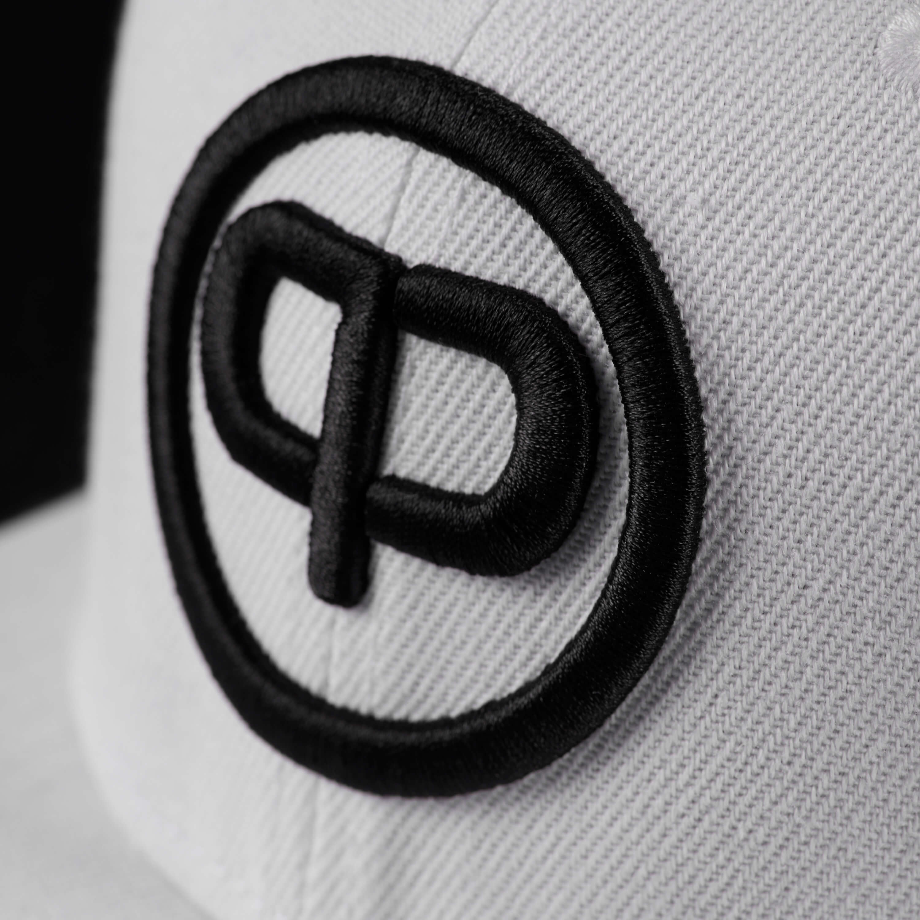 Snapback Cap - Weiss Schwarz - Pablo & Capone