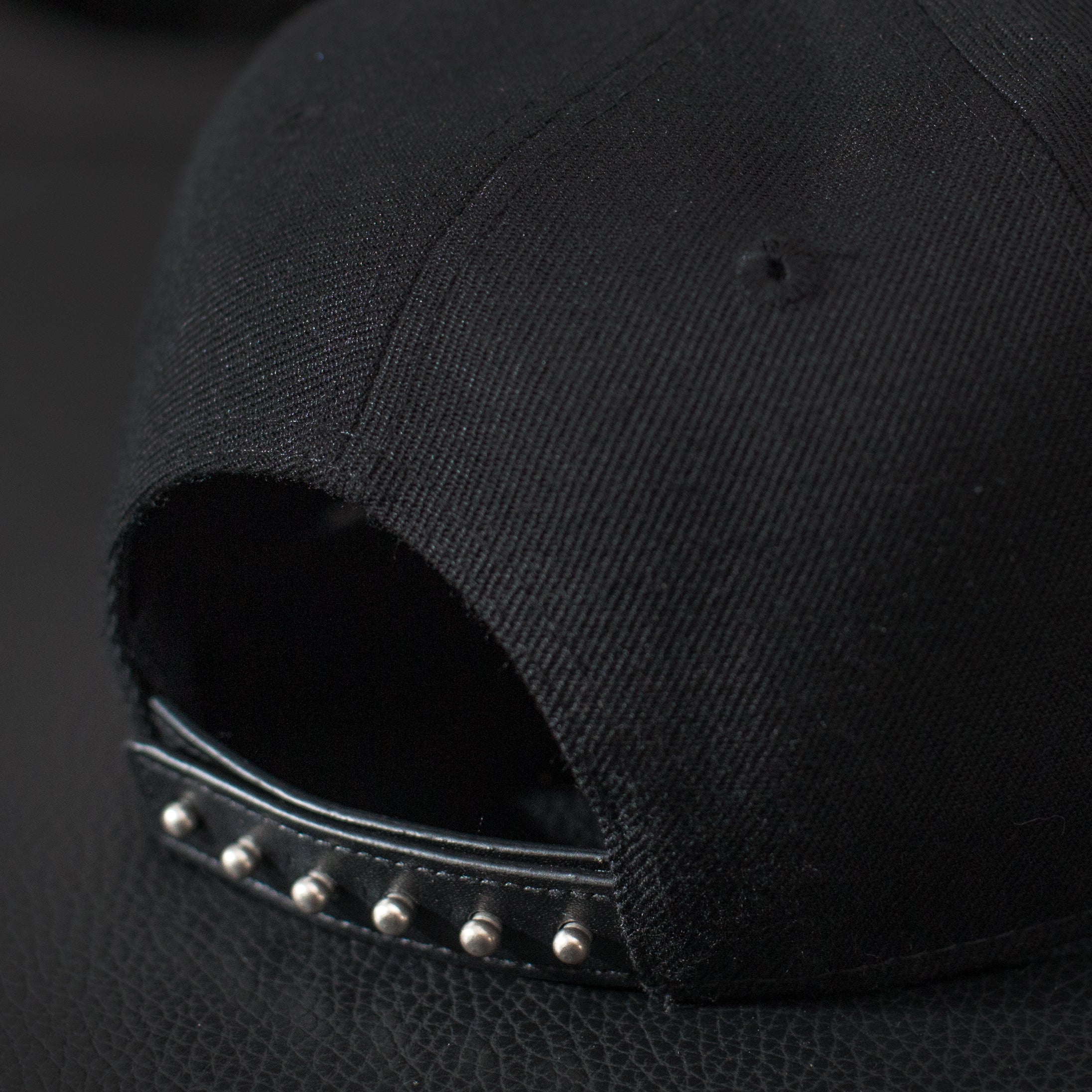 Pablo & Capone - Leathersnap Cap - Black & White - Rückseite