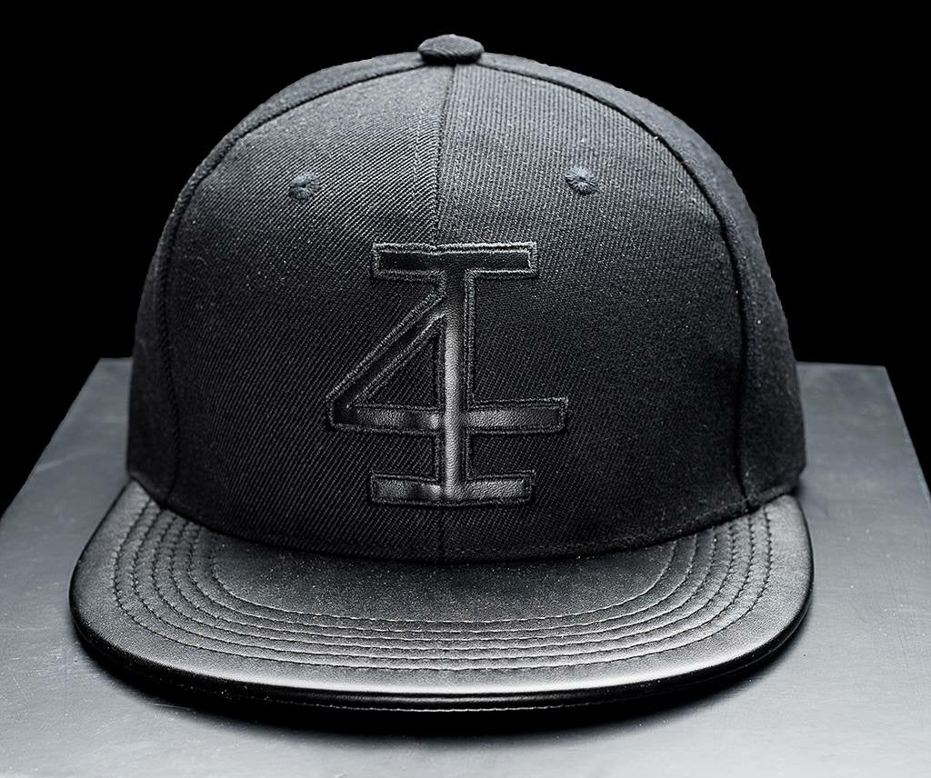 4Invictus - 4I Snapback Cap – Black Leather Pinned - Vorderseite