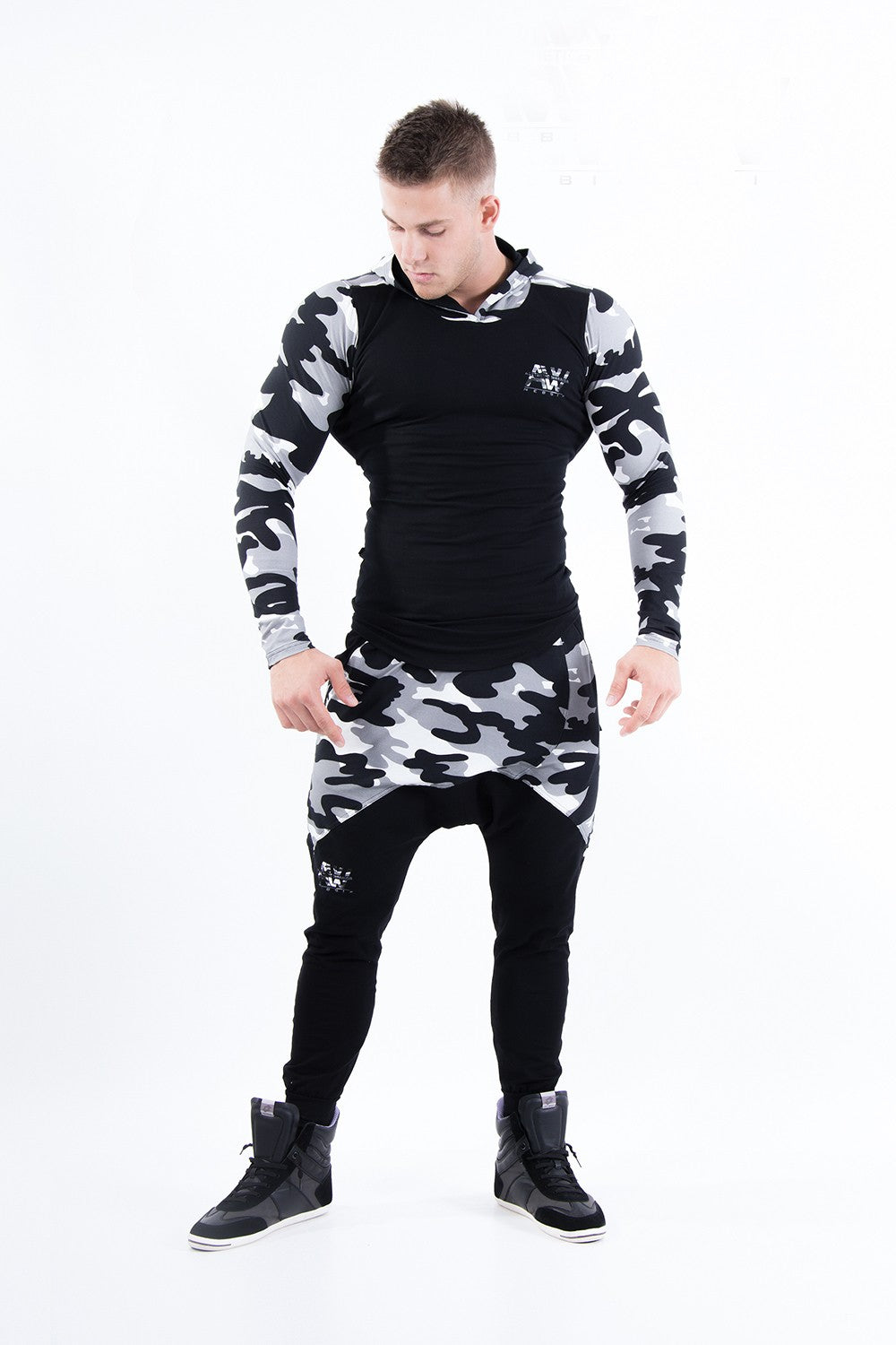 Nebbia - Hoodie AW - White Camo (116) - Gesamt 2