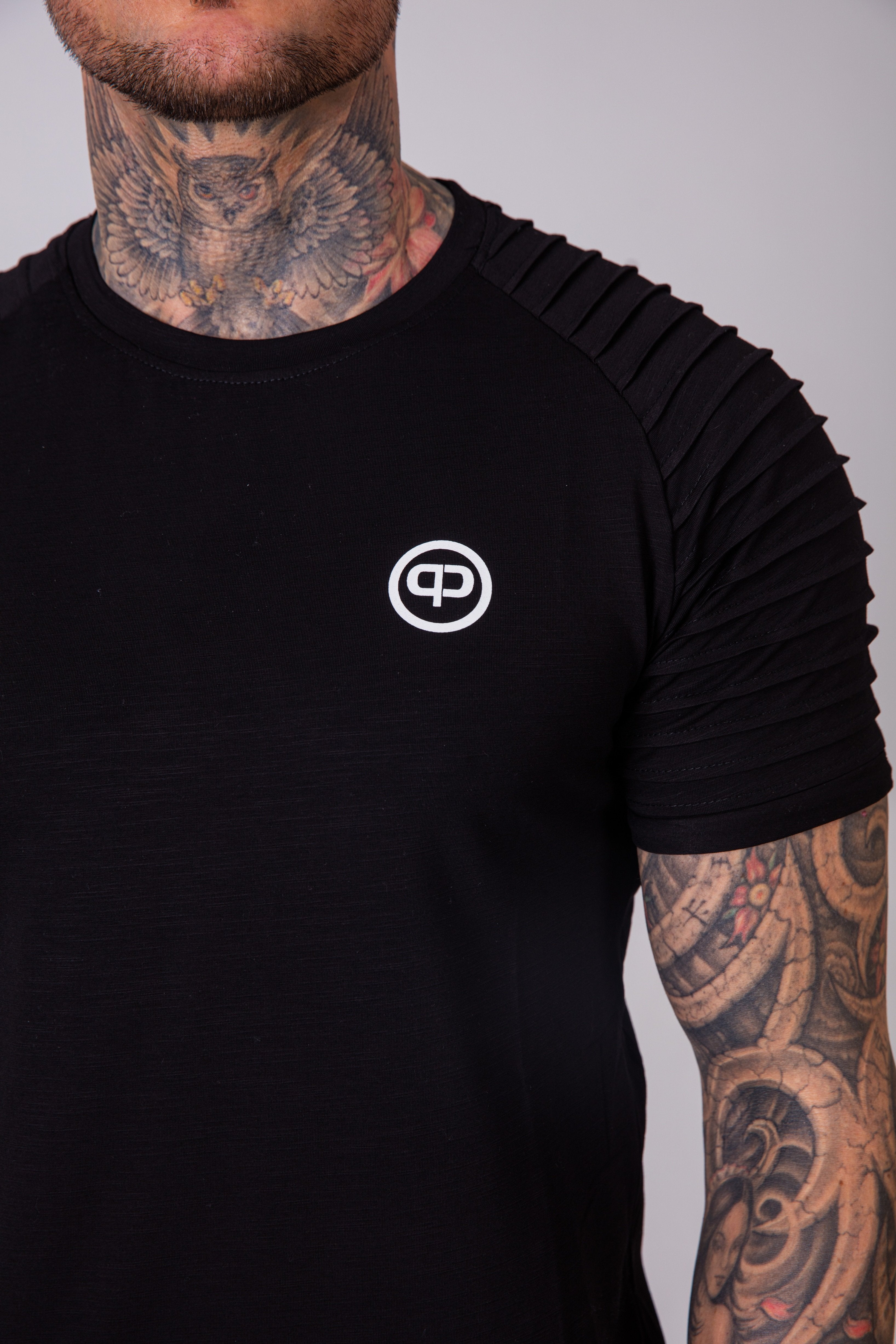 Pablo & Capone - Mercury Shirt - Back & White - Vorderseite Detail