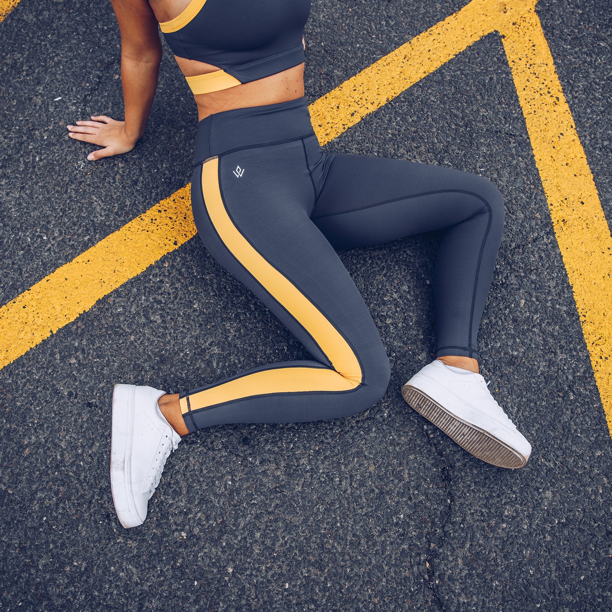 Workout Empire - Strike Leggings - Slate - Beispiel 2