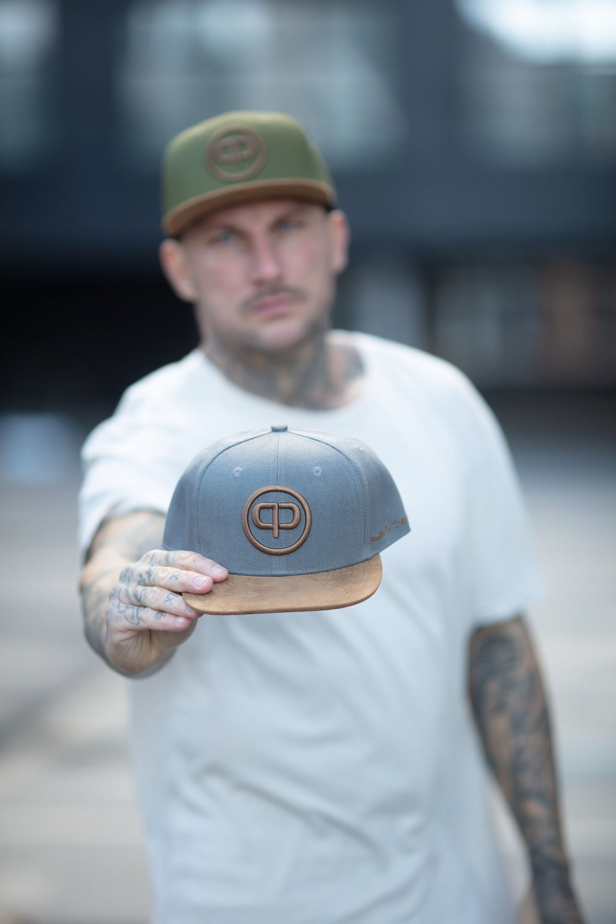Snapback Cap - Anthracite & Suede
