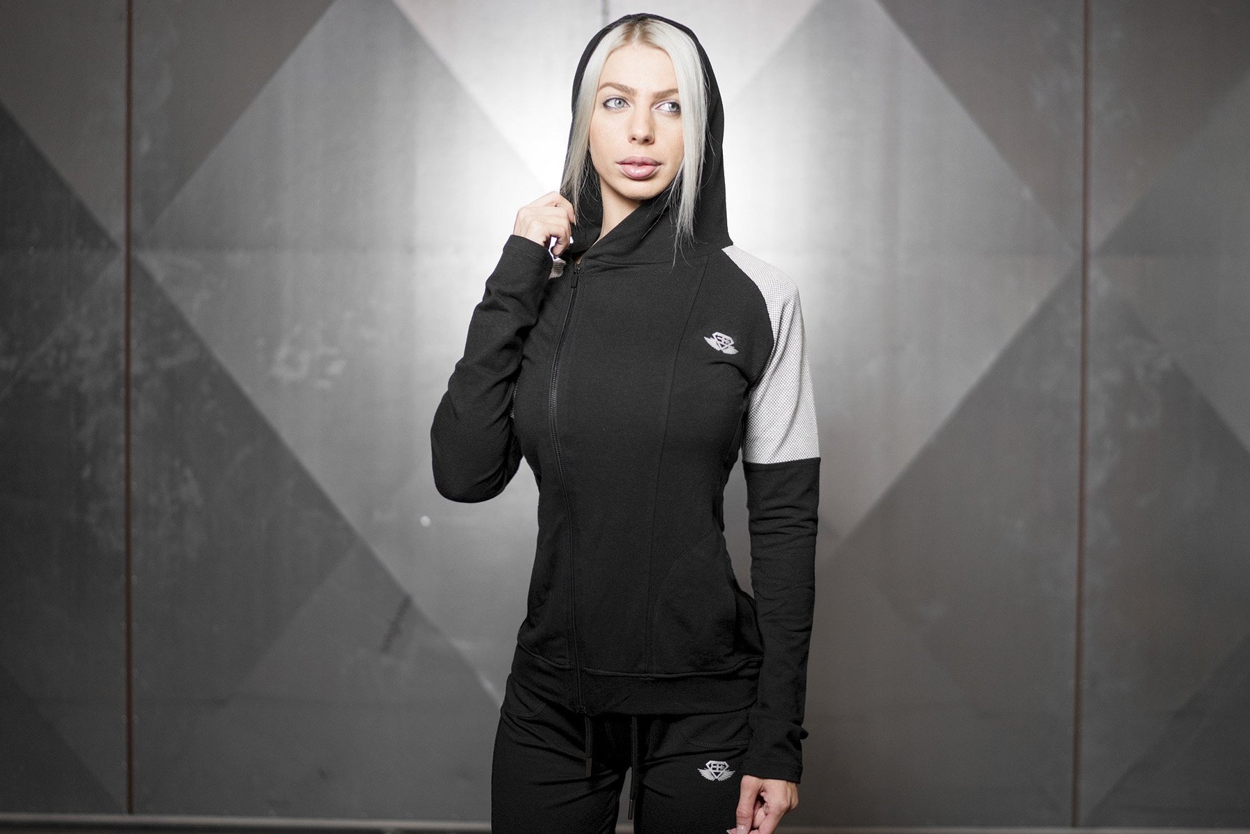 Body Engineers - XA1 Prometheus Vest – Black ( Women ) - Vorderseite 2