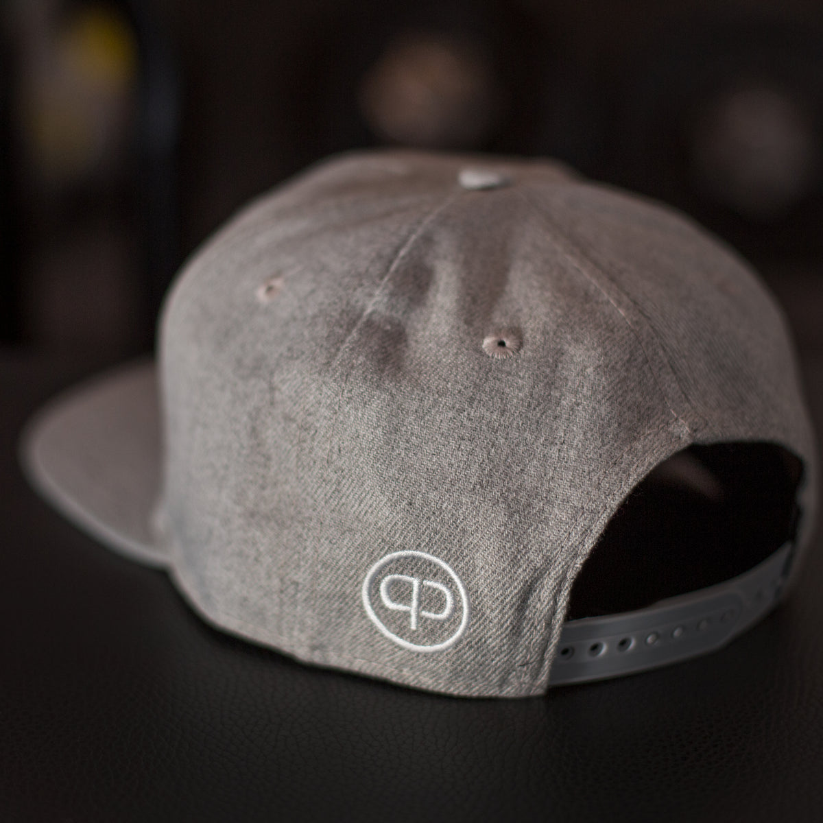 Pablo & Capone - Snapback Cap - Grey & White - Rückseite