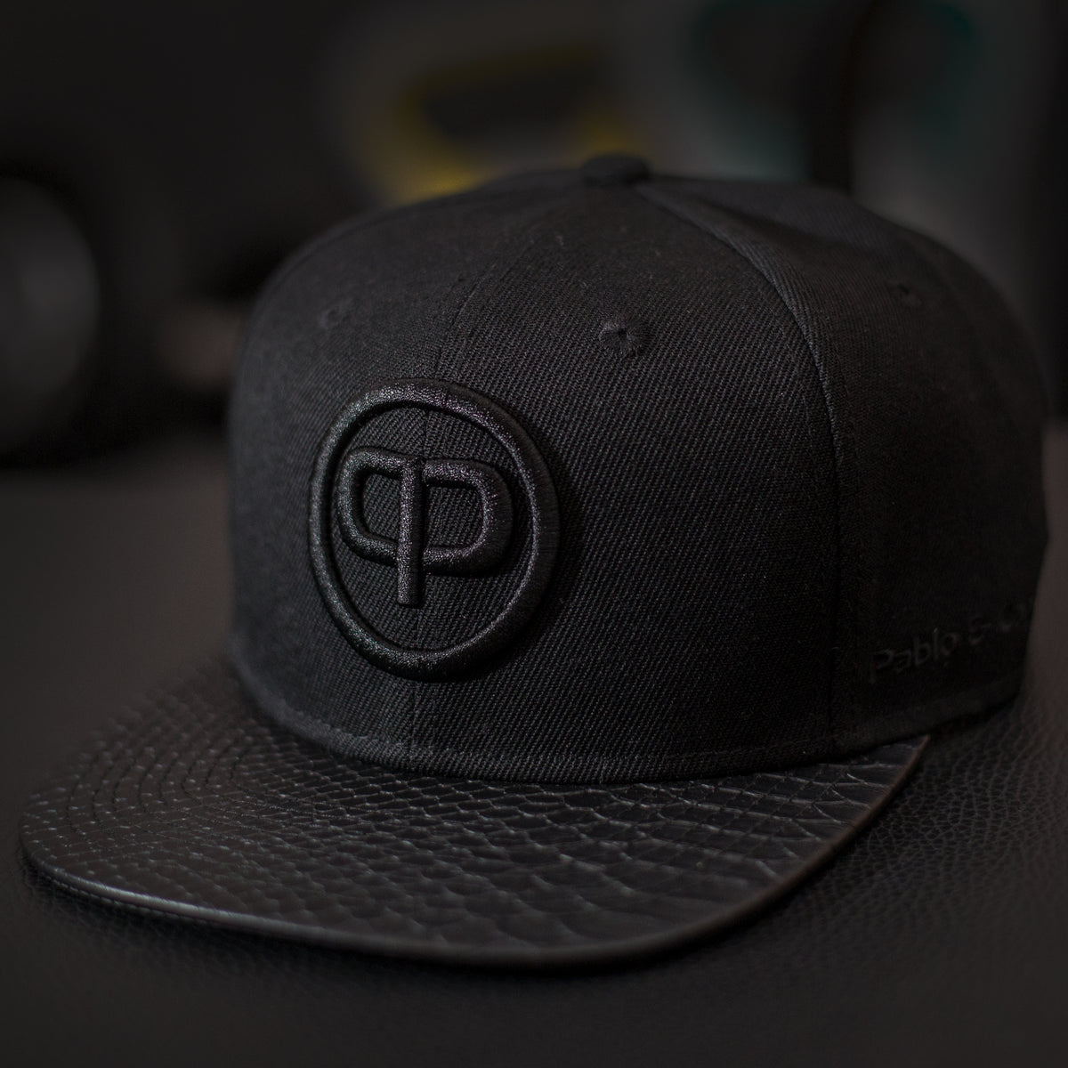 Pablo & Capone - Leathersnap Cap - Black & Black - Vorderseite