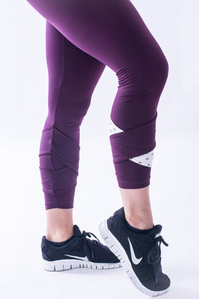Nebbia - Asymmetrische 7/8 Leggings - Burgundy & Vanilla (639)