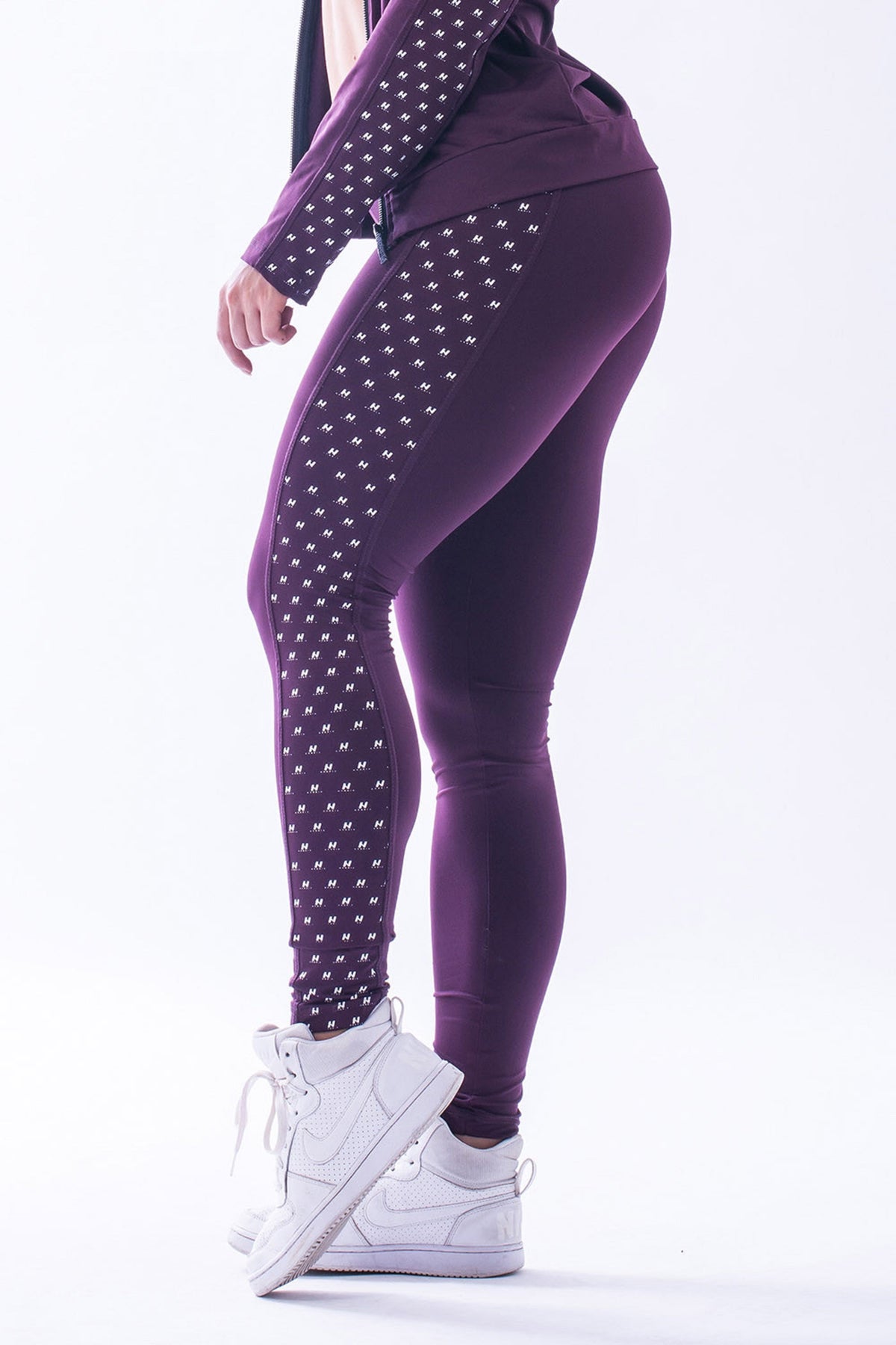 Nebbia - NS Leggings - Burgundy (653)