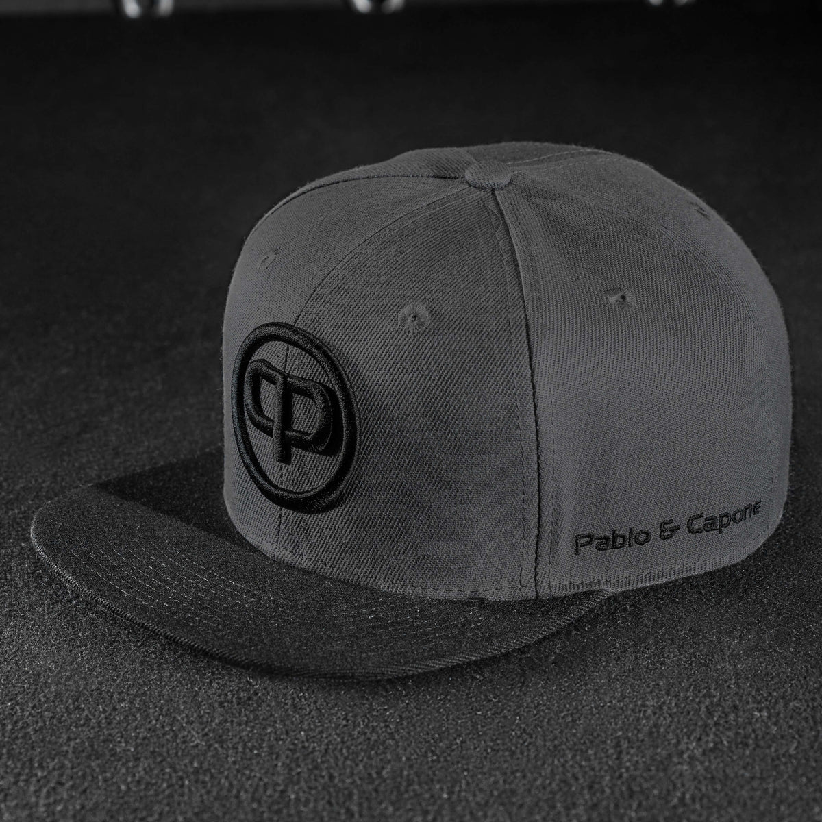 Pablo & Capone - Snapback Cap - Anthracite on Black