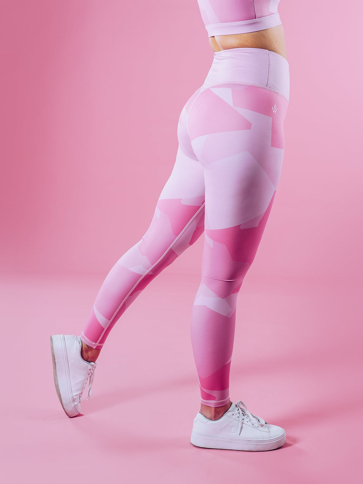 Workout Empire - Camo Shape Leggings - Pink Camo - Seitlich 2