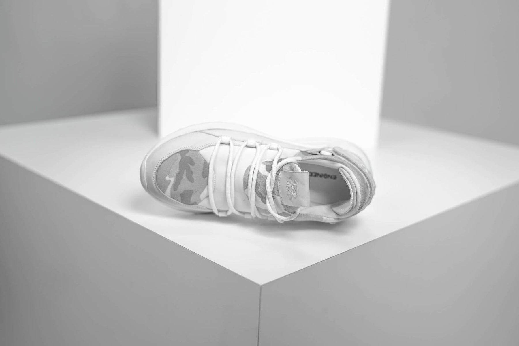 Body Engineers - XA1 Sneaker – Snow Camo